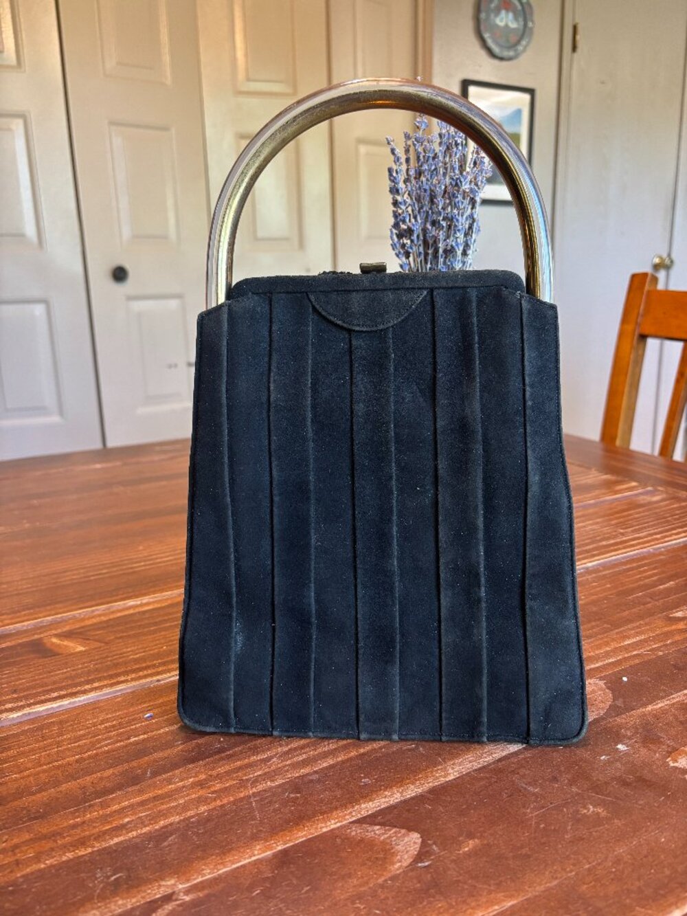 Vintage 1950s Dogan France Suede Handbag- Lucite Handle & Coin Purse